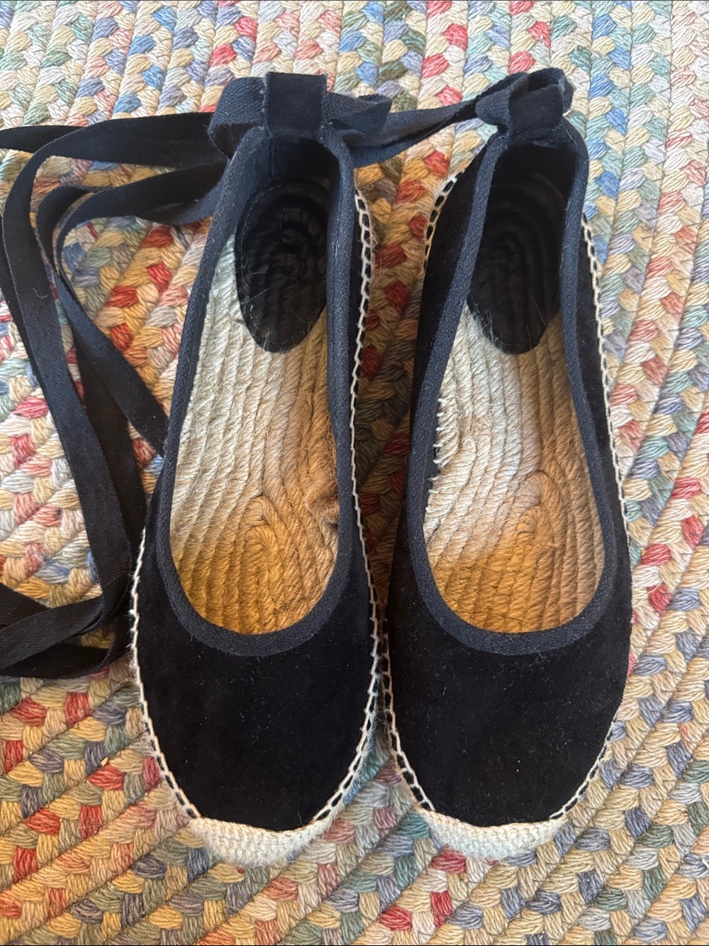 Boden black suede and tan flat tie up espadrille sandals size 38 (7)